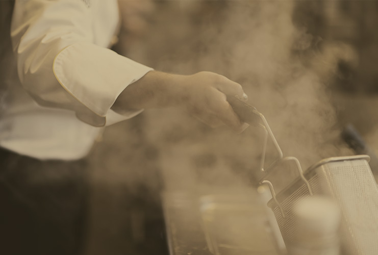 Kızartma Yağı Gidere Dökülürse Ne Olur?